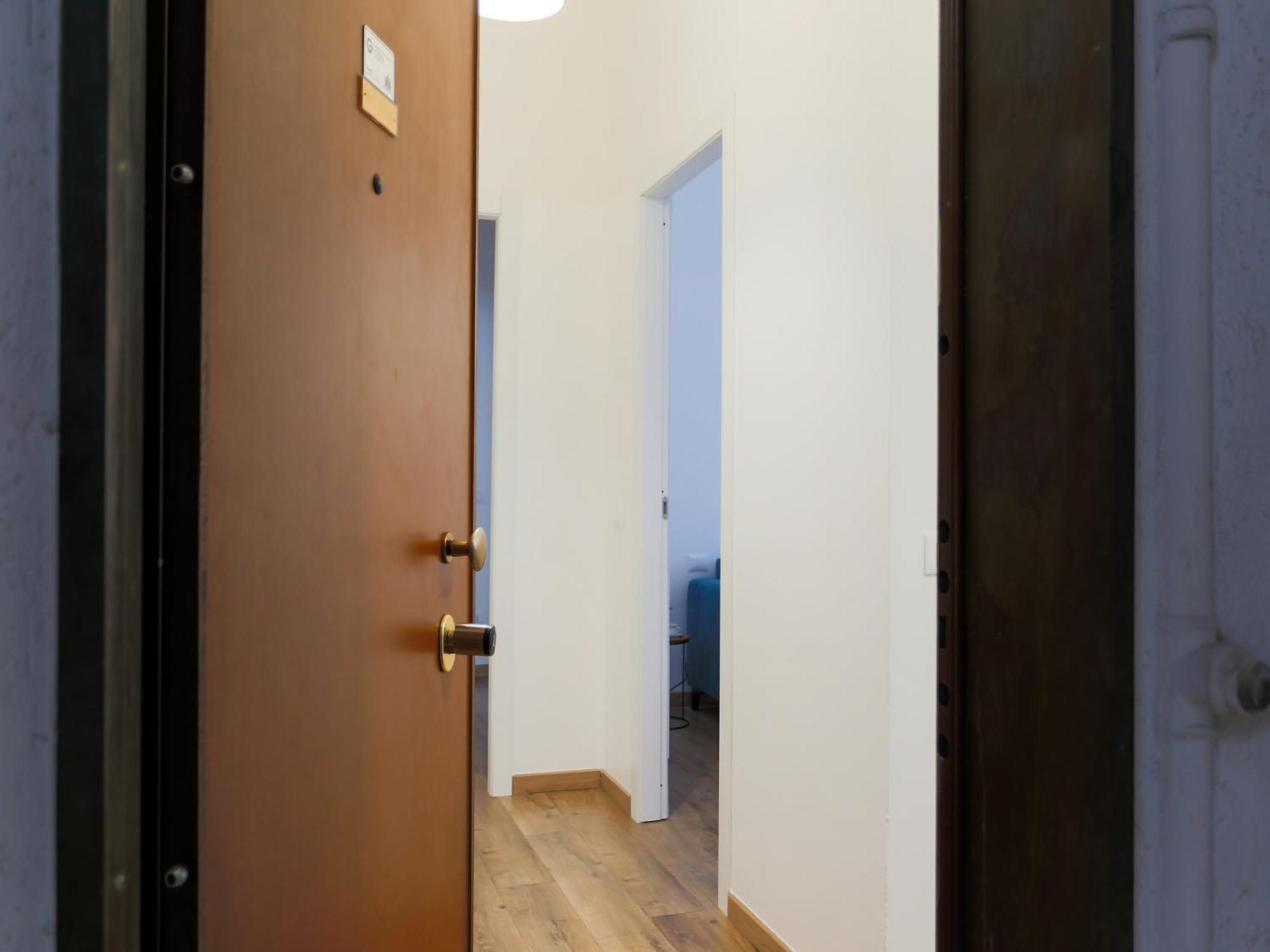 The Best Rent - Cozy Two-Bedroom Apartment Near Colonne S Lorenzo 밀라노 외부 사진