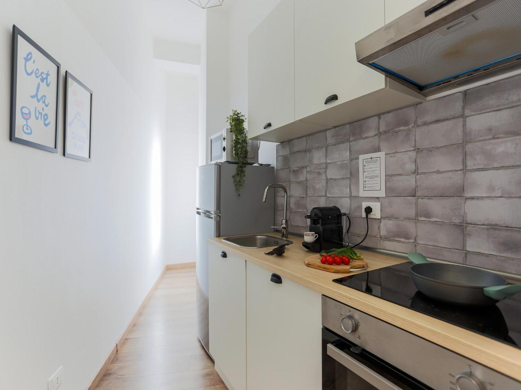 The Best Rent - Cozy Two-Bedroom Apartment Near Colonne S Lorenzo 밀라노 외부 사진
